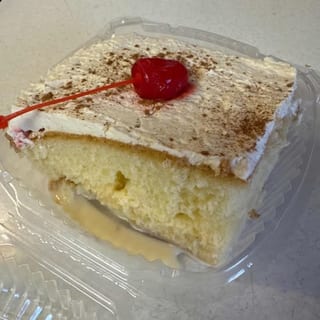 Tres Leches Cakes